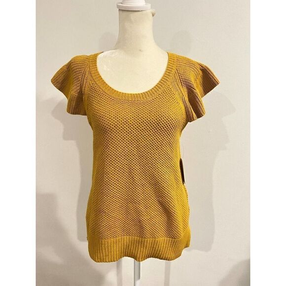 Time and Tru Tops - Time and tru Mustard yellow knit top size Small NWT